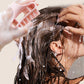 🔥 50% ZNIŻKI TERAZ! 🚿 Silikonowa szczotka do masażu skóry głowy – delikatna i pobudzająca krążenie krwi ✨